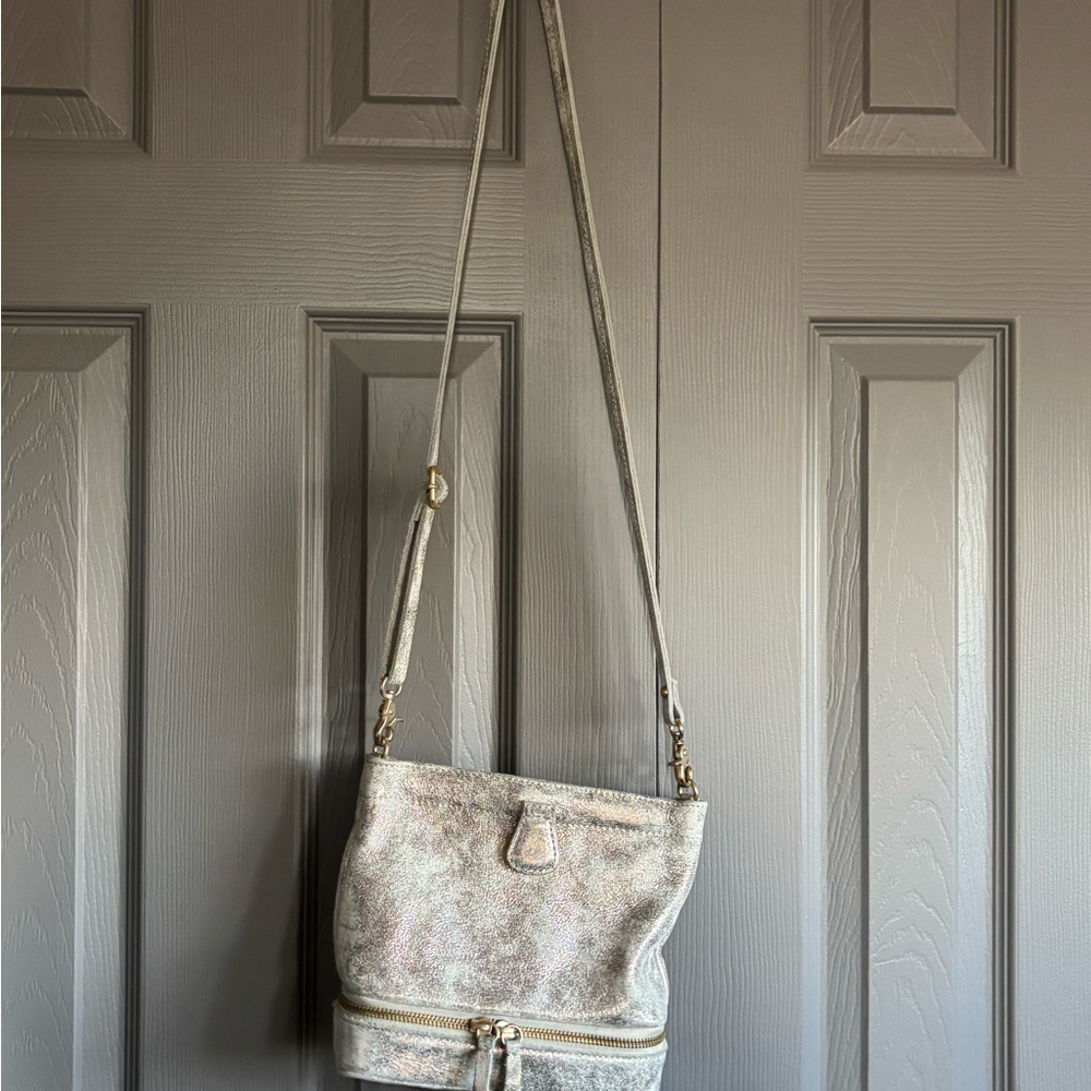 Miss Albright Silver Metallic Crossbody Bag - Picture 2 of 5